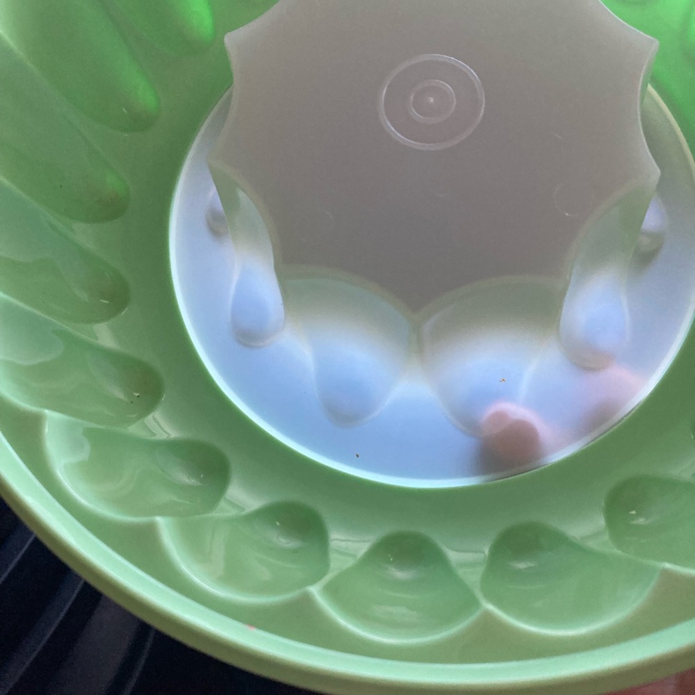 Tupperware 3 Piece jello/fruit mold - Picture 5 of 9